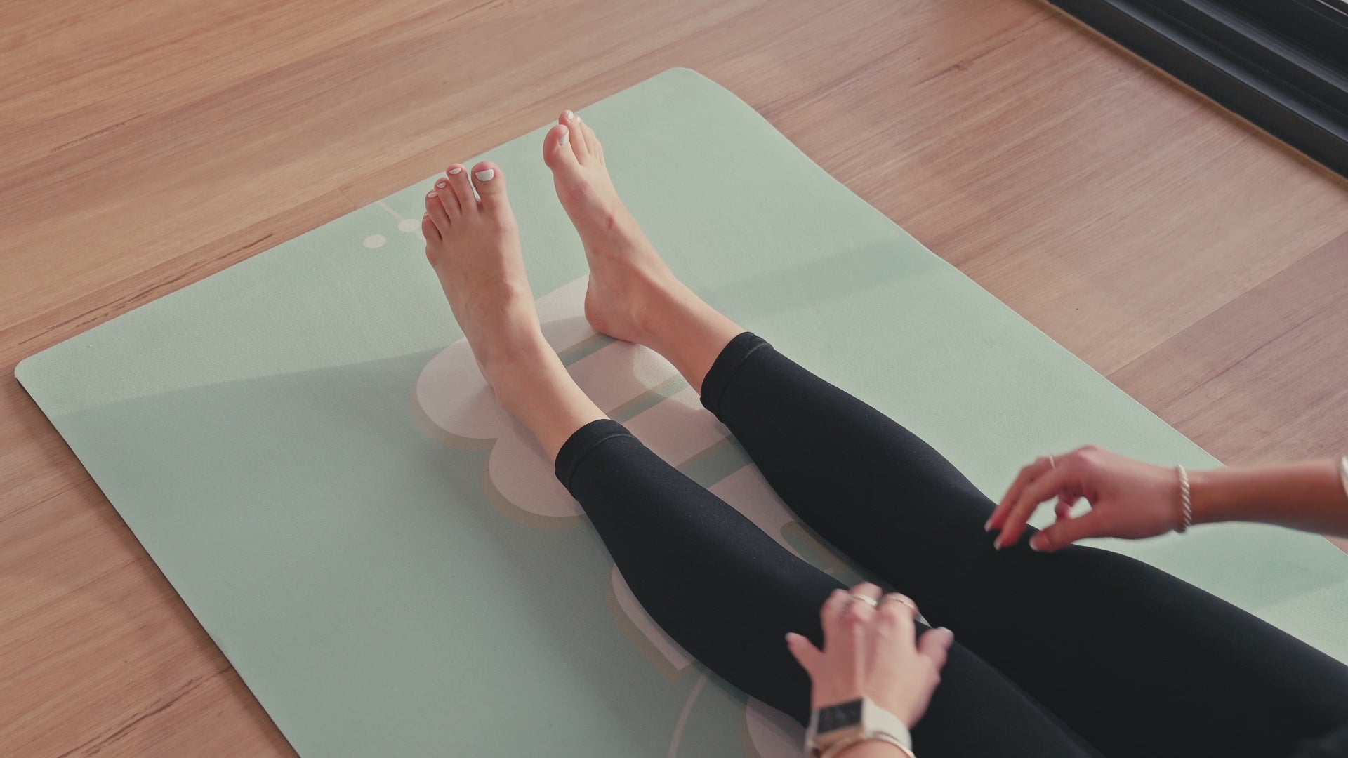 Load video: KF Yoga Mat Wellness Green Video